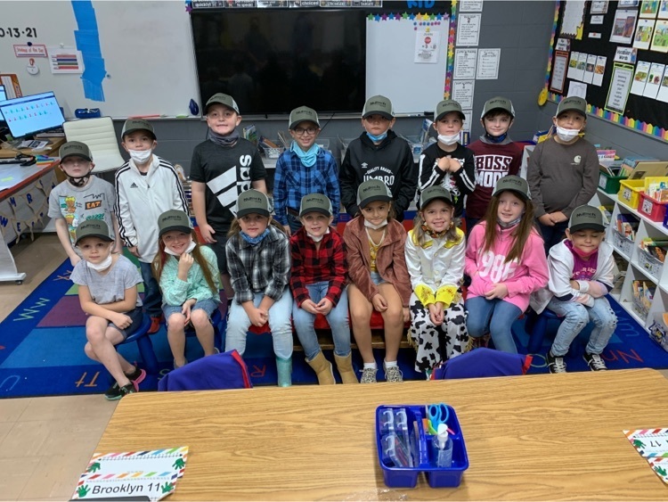 Mrs. Weston’s second grade class celebrated National Farmer day and Homecoming dress up day. Thank you to NuTech Seed and Randy Winterland and Mrs. Weston’s husband for the farm hats for everyone!!